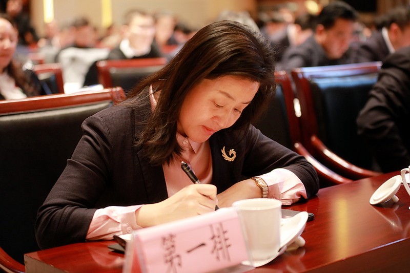 陕西金年会集团2019年工作会议暨一届三次职代会侧记