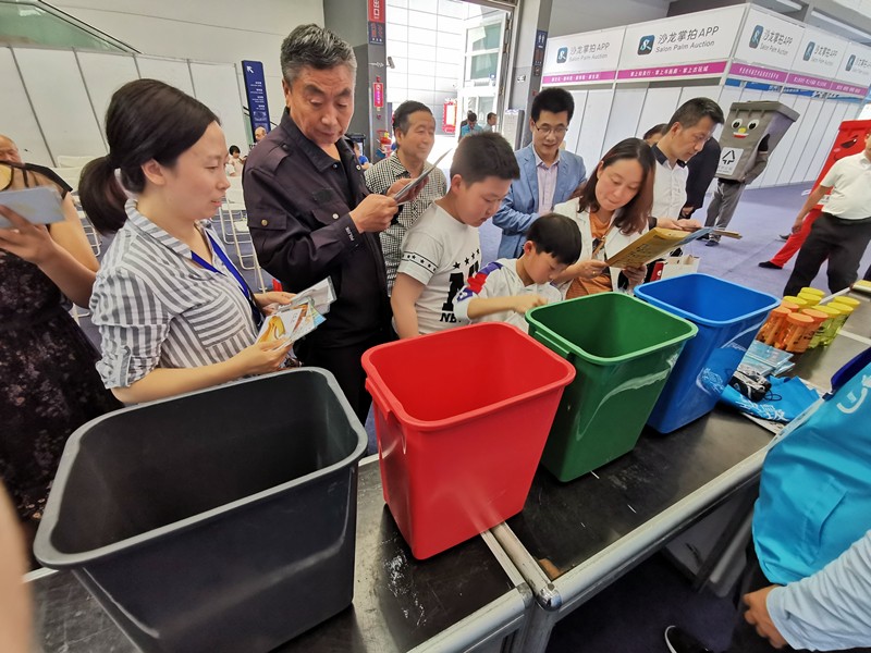 陕西金年会集团携“绿水青山”亮相丝博会｜副省长魏增军参观